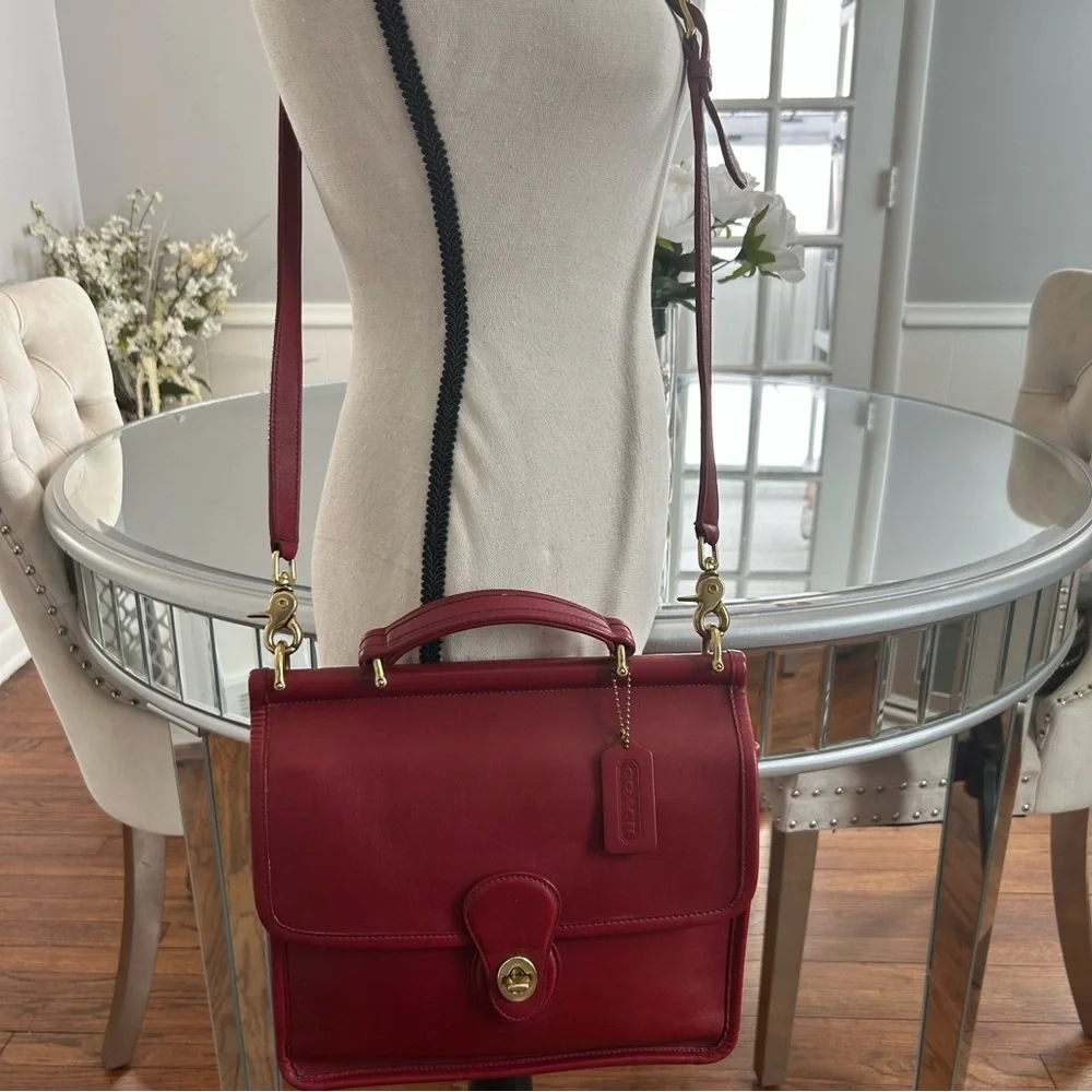 Coach Vintage Willis ♥️RED♥️ with HIDE marks (RARE) - Picture 10 of 14